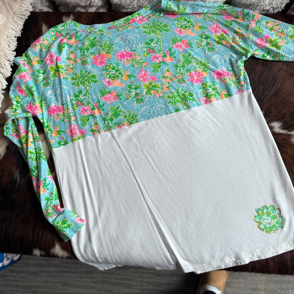 disney x lilly pulitzer Minnie Mouse size M top drifit GUC
